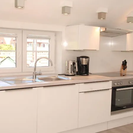 Apartamento House Flora, Golden Knoepke *